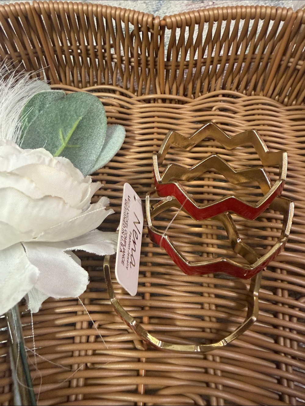 SET OF 3 GOLD AND RED ZIG ZAG BANGLES - NWT